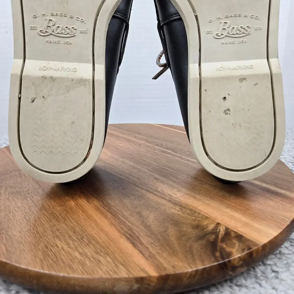 G.H. Bass & Co Mens 8M Hampton Navy Leather Casual Lifestyle Daily Boat Shoe